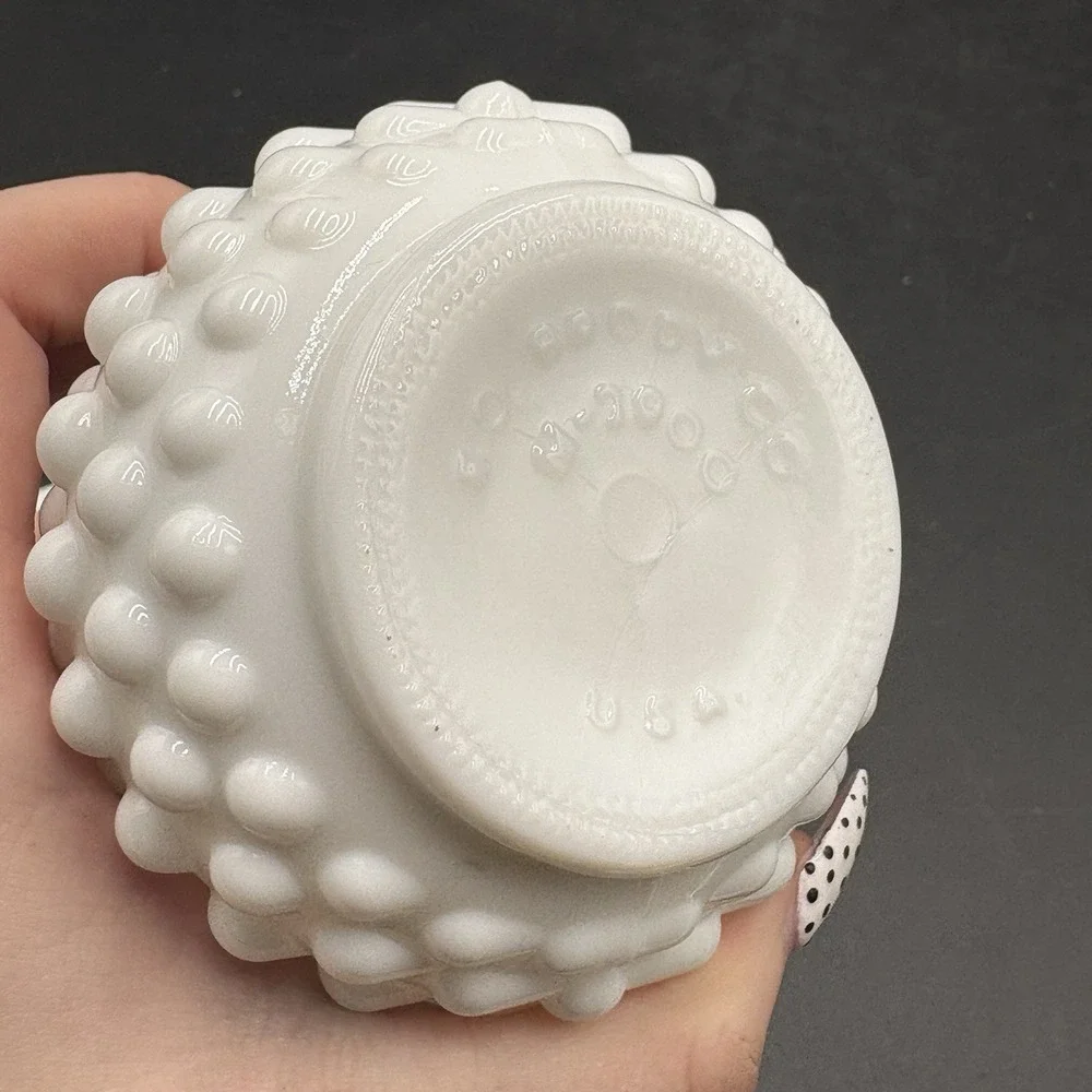 Bundle Set Of 2 Westmoreland Diamond Hobnail Top Hat & Vase